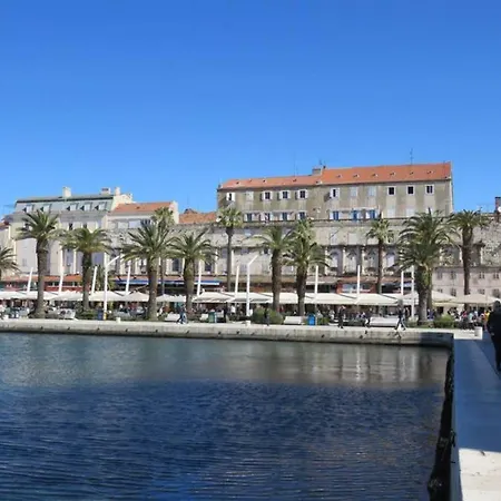 Sweet Peppermint View Апартаменты Сплит